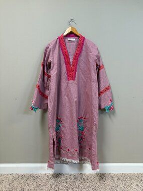 Ammara Khan Pakistani Embroidered Kaftan XS Pink Boho Lace